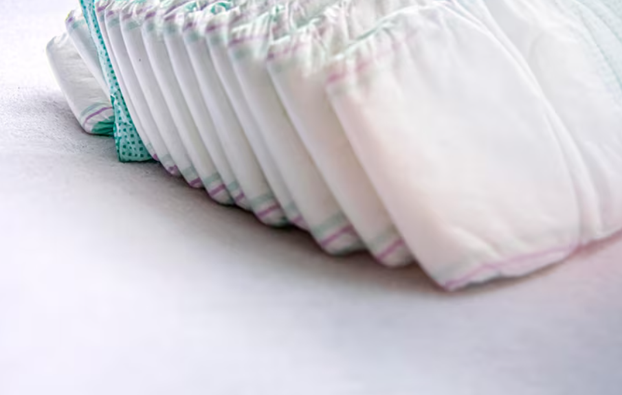 Entenda como funciona a fralda geriátrica noturna