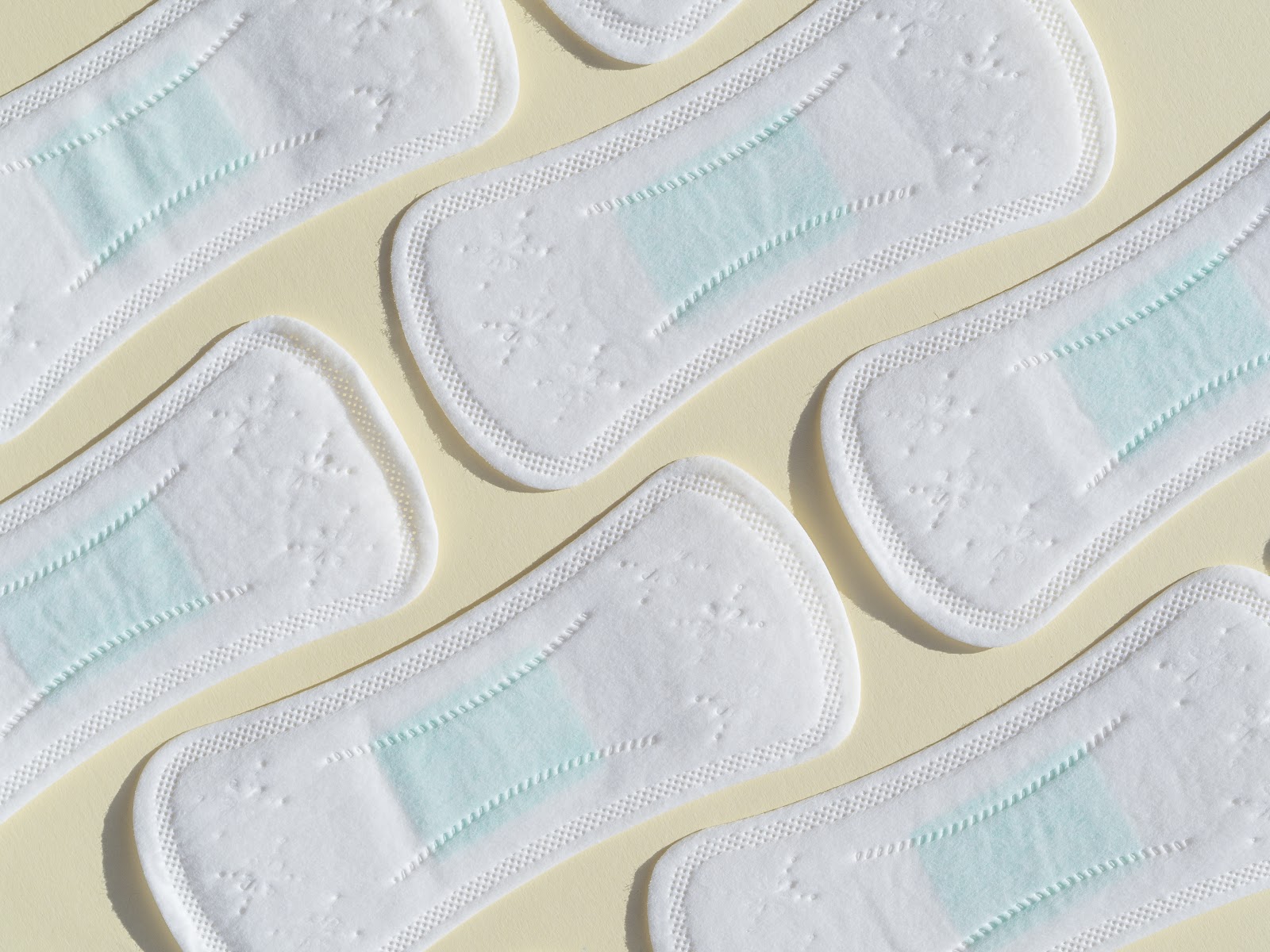 Em quais casos o absorvente geriatrico é suficiente para o cuidado diário?